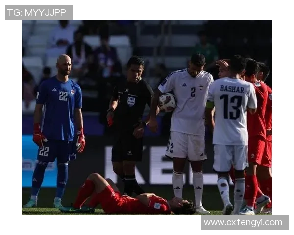 足总杯精彩对决里昂轻取那不勒斯乌龙球引爆全场激情瞬间